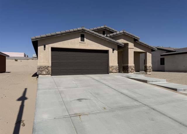 Property at 1561 N Quintero Ave, San Luis, AZ 85336, 3 beds, 2 baths