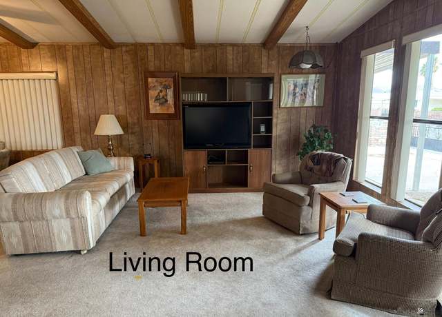 Property at 11428 E 36 St, Yuma, AZ 85367, 2 beds, 2 baths