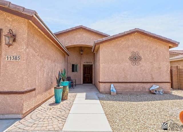 Property at 11385 S Helen Dr, Yuma, AZ 85367, 3 beds, 2 baths