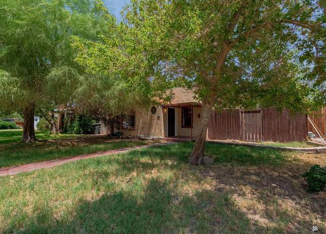 Property at 585 S 7 Ave, Yuma, AZ 85364, 3 beds, 2 baths