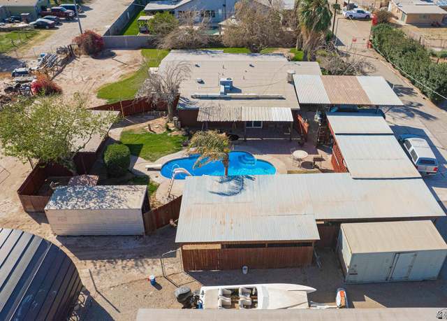 Property at 5560 W 8 St, Yuma, AZ 85364, 3 beds, 2 baths