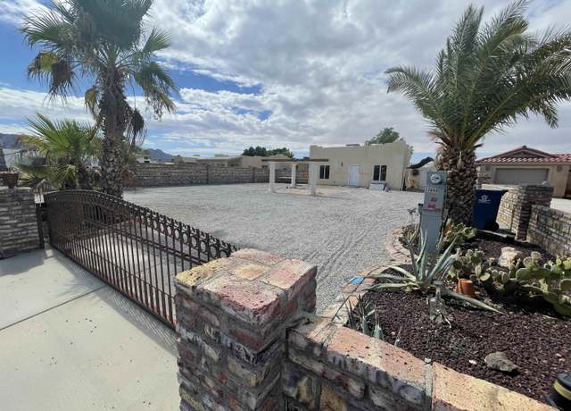 Property at 13669 E 55 St, Yuma, AZ 85367, 1 bed, 2 baths