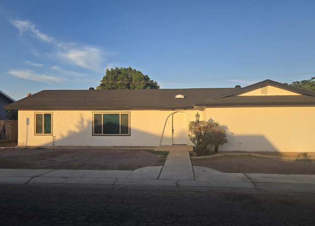 Property at 1897 S 22 Ave, Yuma, AZ 85364, 4 beds, 2 baths