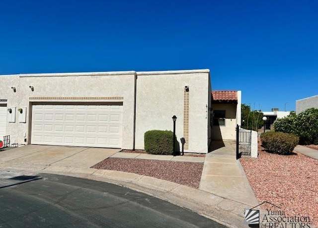 Property at 1418 E Pebble Beach Dr, Yuma, AZ 85365, 2 beds, 2 baths