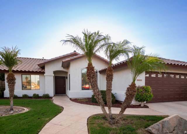 Property at 2940 S 48 Way, Yuma, AZ 85364, 3 beds, 2 baths