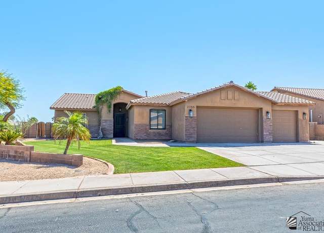Property at 2755 S Panorama Ave, Yuma, AZ 85365, 3 beds, 2 baths