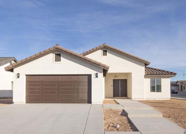Property at 1675 E Union St, San Luis, AZ 85336, 3 beds, 2 baths