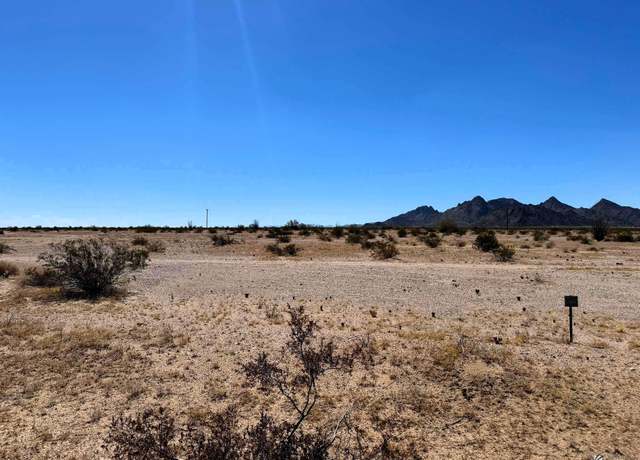 Property at 37569 Silver Dr, Wellton, AZ 85356