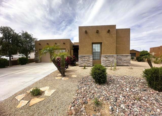 Property at 11732 S Muggins St, Yuma, AZ 85356, 3 beds, 3 baths