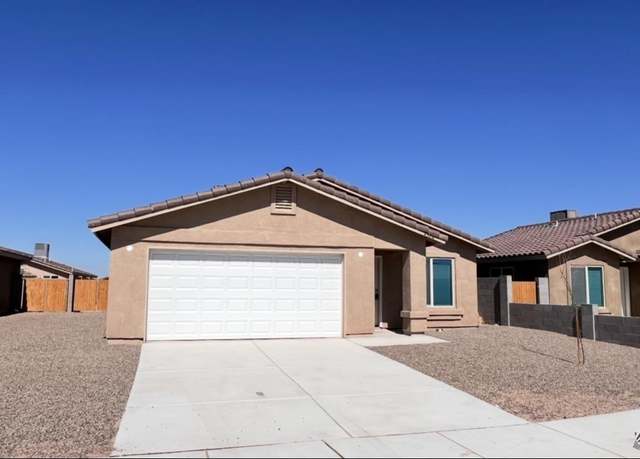 Property at 4584 S Cedar Ave, Yuma, AZ 85365, 4 beds, 2 baths