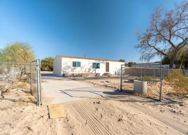 Property at 12326 S Renee Ave, Yuma, AZ 85367, 3 beds, 2 baths