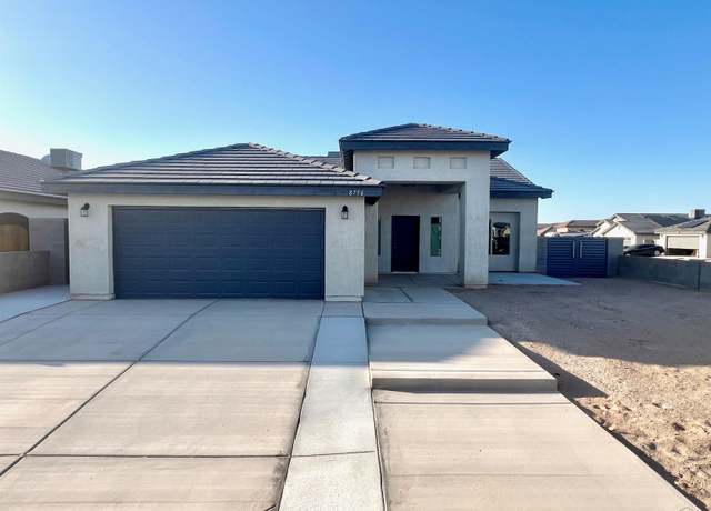 Property at 8756 E 41 St, Yuma, AZ 85365, 4 beds, 2 baths