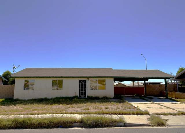 Property at 2125 S 40 Dr, Yuma, AZ 85364, 3 beds, 2 baths