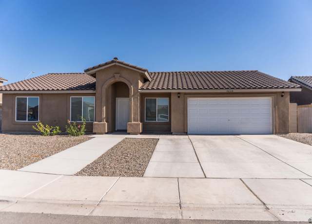 Property at 7635 E 43 Ln, Yuma, AZ 85365, 4 beds, 2 baths