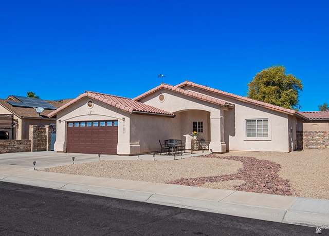 Property at 10222 E 37 Pl, Yuma, AZ 85365, 3 beds, 2 baths