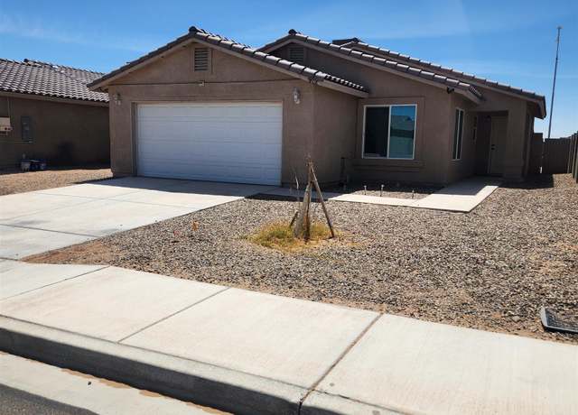 Property at 3708 S Desert Oasis Dr, Yuma, AZ 85365, 3 beds, 2 baths