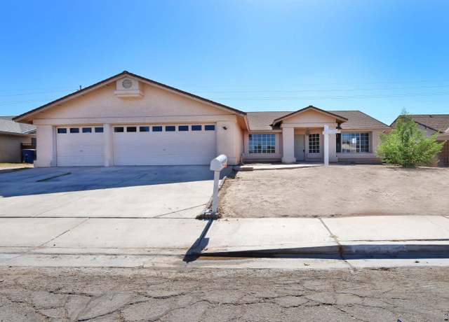 Property at 1515 S 33 Dr, Yuma, AZ 85364, 4 beds, 2 baths