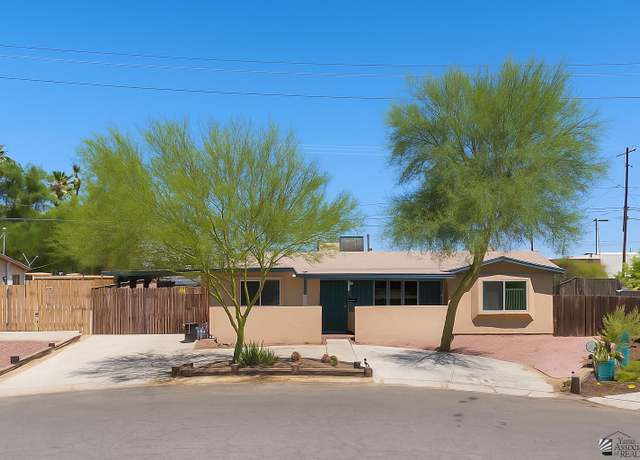 Property at 2747 S Mesa Ave, Yuma, AZ 85364, 3 beds, 2 baths