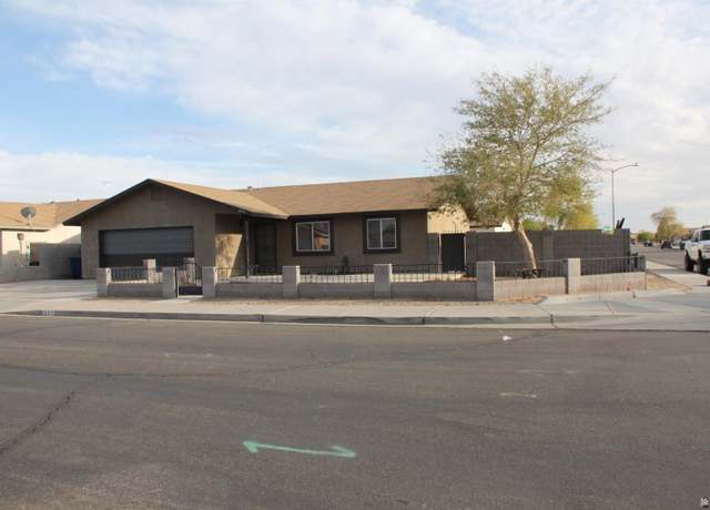 Property at 8531 E 38 St, Yuma, AZ 85365, 4 beds, 2 baths