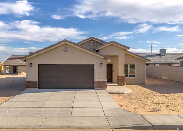 Property at 10848 E 45 Ln, Yuma, AZ 85367, 3 beds, 2 baths