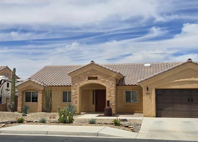 Property at 5432 E 38 St, Yuma, AZ 85365, 4 beds, 2 baths