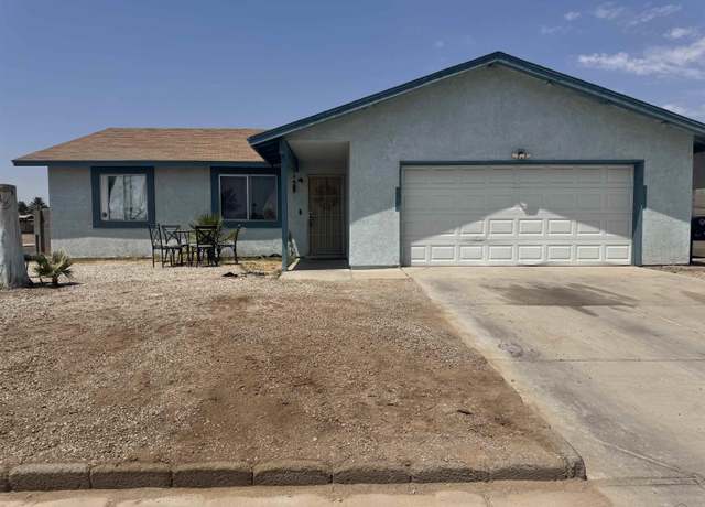 Property at 1718 S 47 Dr, Yuma, AZ 85364, 4 beds, 2 baths