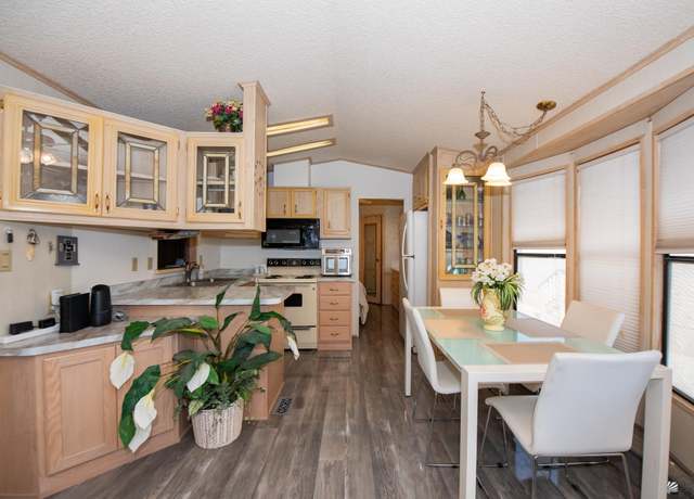Property at 5707 E 32 St #222, Yuma, AZ 85365, 1 bed, 1 bath