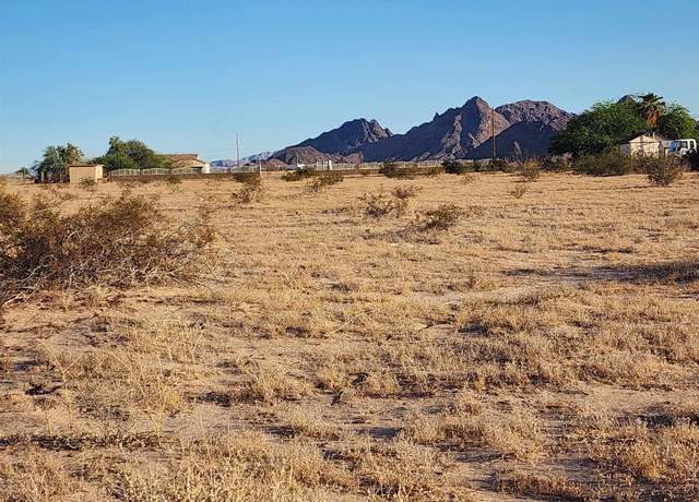 Property at 55-004 Emerald Dr, Wellton, AZ 85356