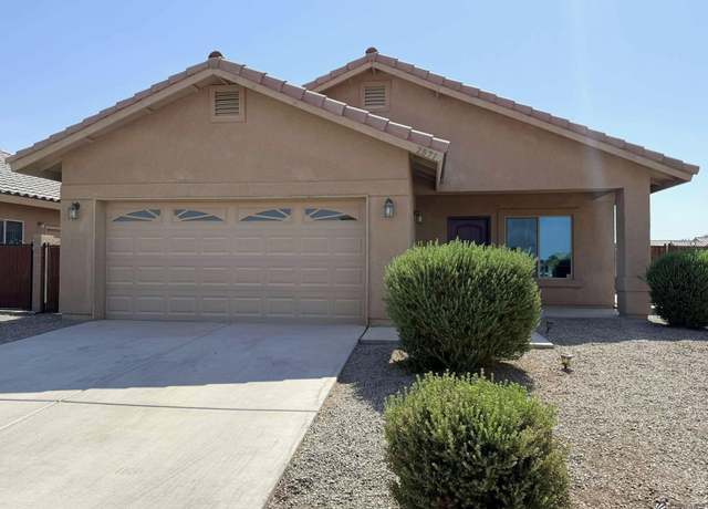 Property at 2571 S 41 Way, Yuma, AZ 85364, 3 beds, 2 baths