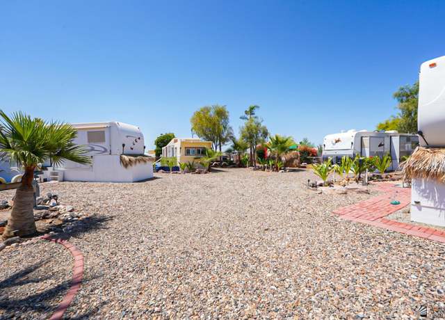 Property at 13298 E 48 Dr Unit 13308 E 48 Dr, Yuma, AZ 85367, 4 beds, 4 baths