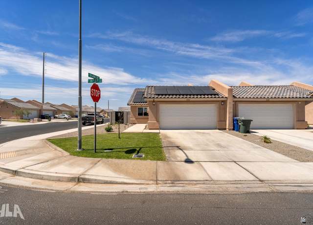 Property at 7262 E 38 St, Yuma, AZ 85365, 2 beds, 2 baths