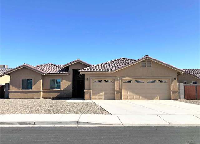 Property at 7658 E 41 Rd, Yuma, AZ 85365, 5 beds, 3 baths