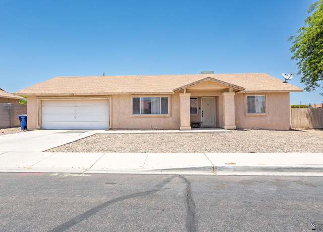 Property at 8678 E 25 St, Yuma, AZ 85365, 4 beds, 2 baths