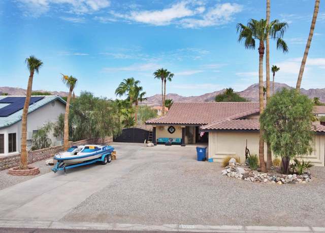 Property at 13219 S Driftwood Dr, Yuma, AZ 85367, 3 beds, 2 baths