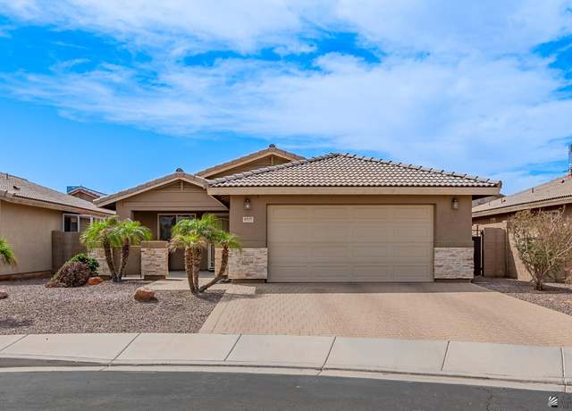 Property at 6535 E 34 St, Yuma, AZ 85365, 3 beds, 2 baths