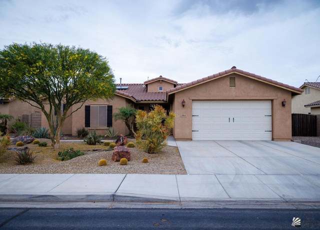 Property at 7922 E 36 Pl, Yuma, AZ 85365, 4 beds, 3 baths