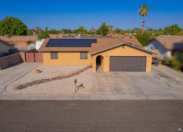 Property at 1363 S 24 Ave, Yuma, AZ 85364, 3 beds, 2 baths