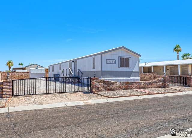 Property at 13796 E 49 St, Yuma, AZ 85367, 3 beds, 2 baths