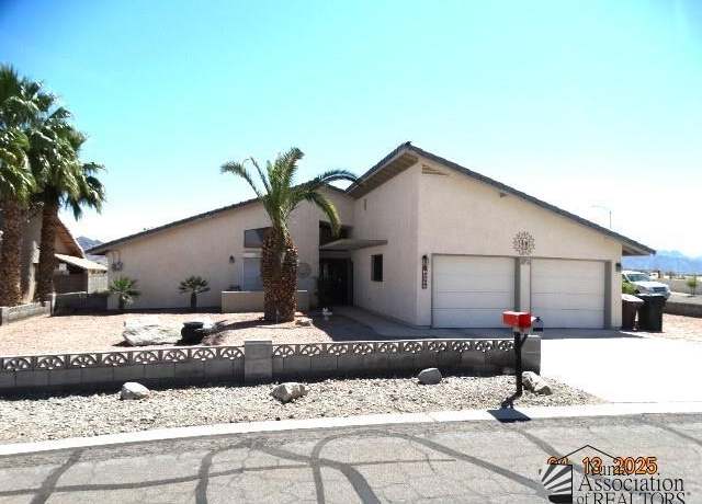 Property at 10637 S Del Vista Dr, Yuma, AZ 85367, 2 beds, 2 baths