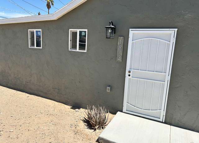 Property at 1872 S Walnut Ave, Yuma, AZ 85364, 2 beds, 2 baths