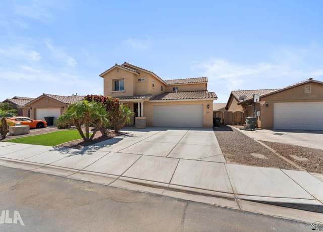 Property at 3737 W 37 St, Yuma, AZ 85364, 4 beds, 3 baths