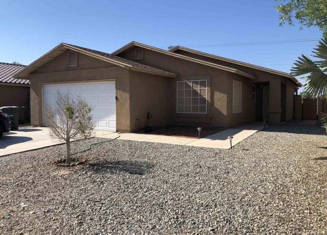 Property at 7076 E 36 Pl, Yuma, AZ 85365, 3 beds, 2 baths