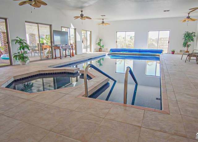 Property at 13310 Chase Way, Yuma, AZ 85367, 2 beds, 2.5 baths