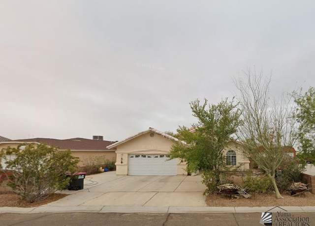 Property at 10186 S Tornado Ave, Yuma, AZ 85367, 3 beds, 2 baths