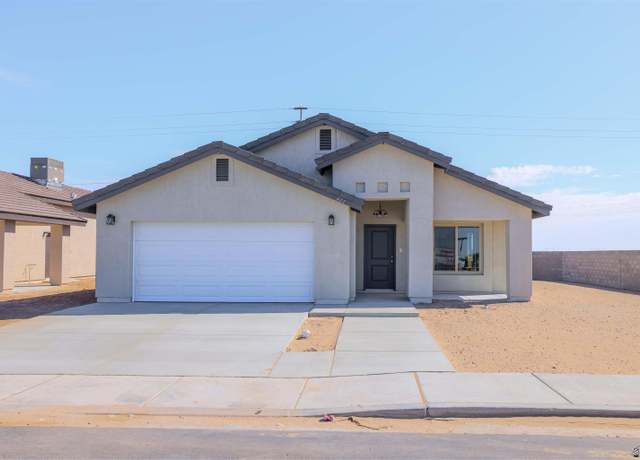 Property at 10858 E 45 St, Yuma, AZ 85367, 3 beds, 2 baths