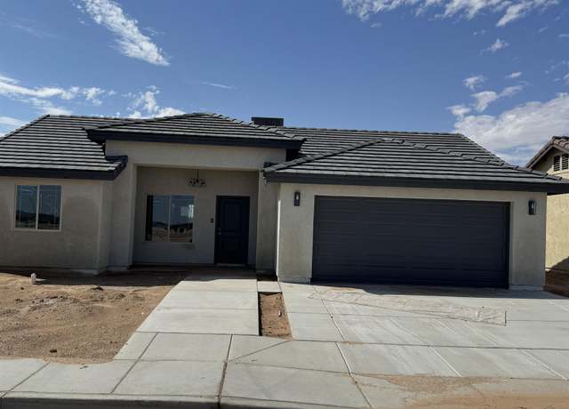 Property at 10745 E 46 Ln, Yuma, AZ 85367, 3 beds, 2 baths