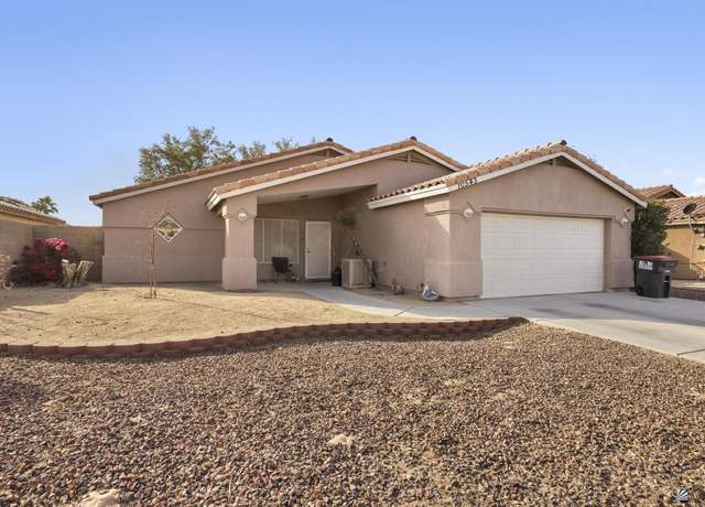 Property at 10543 E 34 St, Yuma, AZ 85365, 3 beds, 2 baths