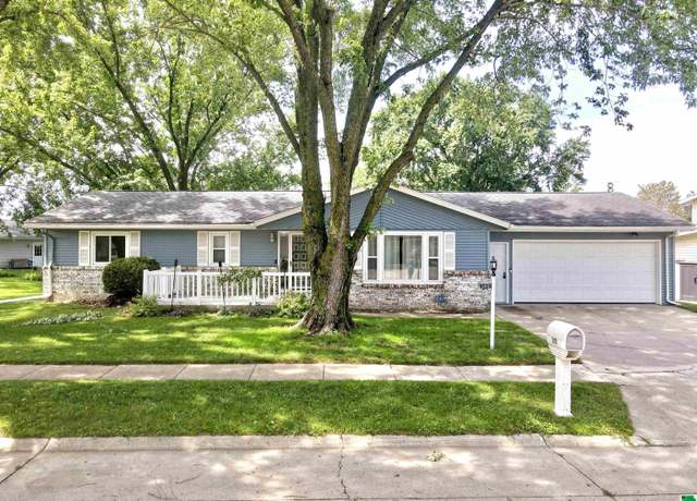 Property at 505 N Craig Dr, Cherokee, IA 51012, 4 beds, 2.5 baths