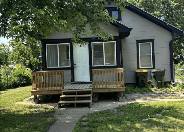 Property at 2809 Home St, Sioux City, IA 51109, 2 beds, 2 baths