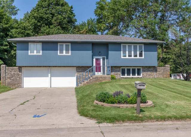 Property at 409 Eastview Dr, Sloan, IA 51055, 3 beds, 2.5 baths